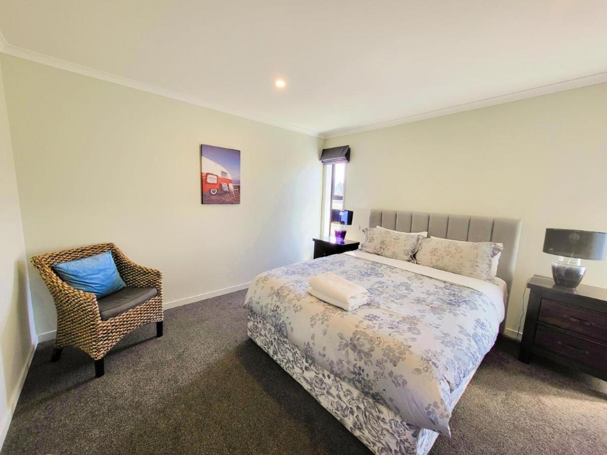 April Apartments Lake Tekapo Luaran gambar