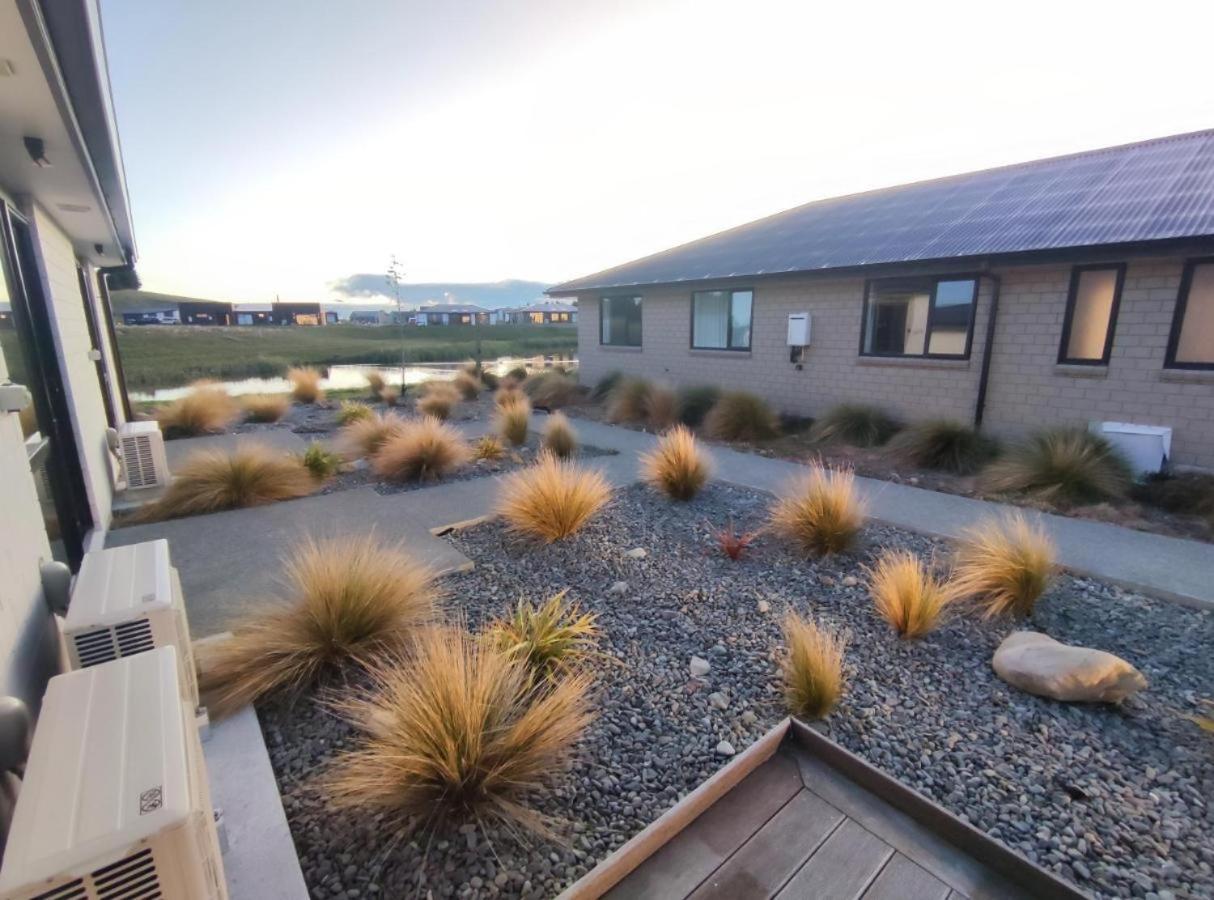 April Apartments Lake Tekapo Luaran gambar