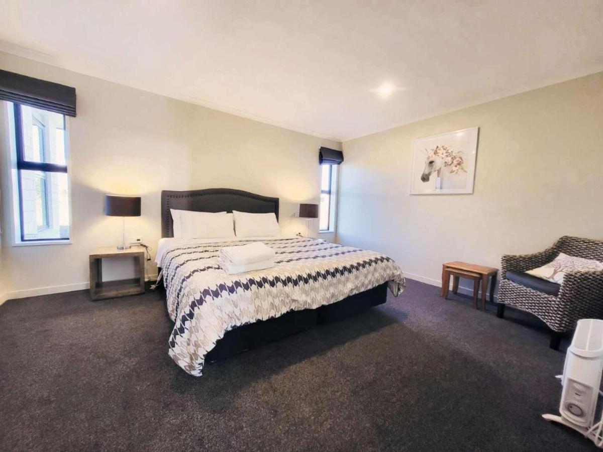 April Apartments Lake Tekapo Luaran gambar